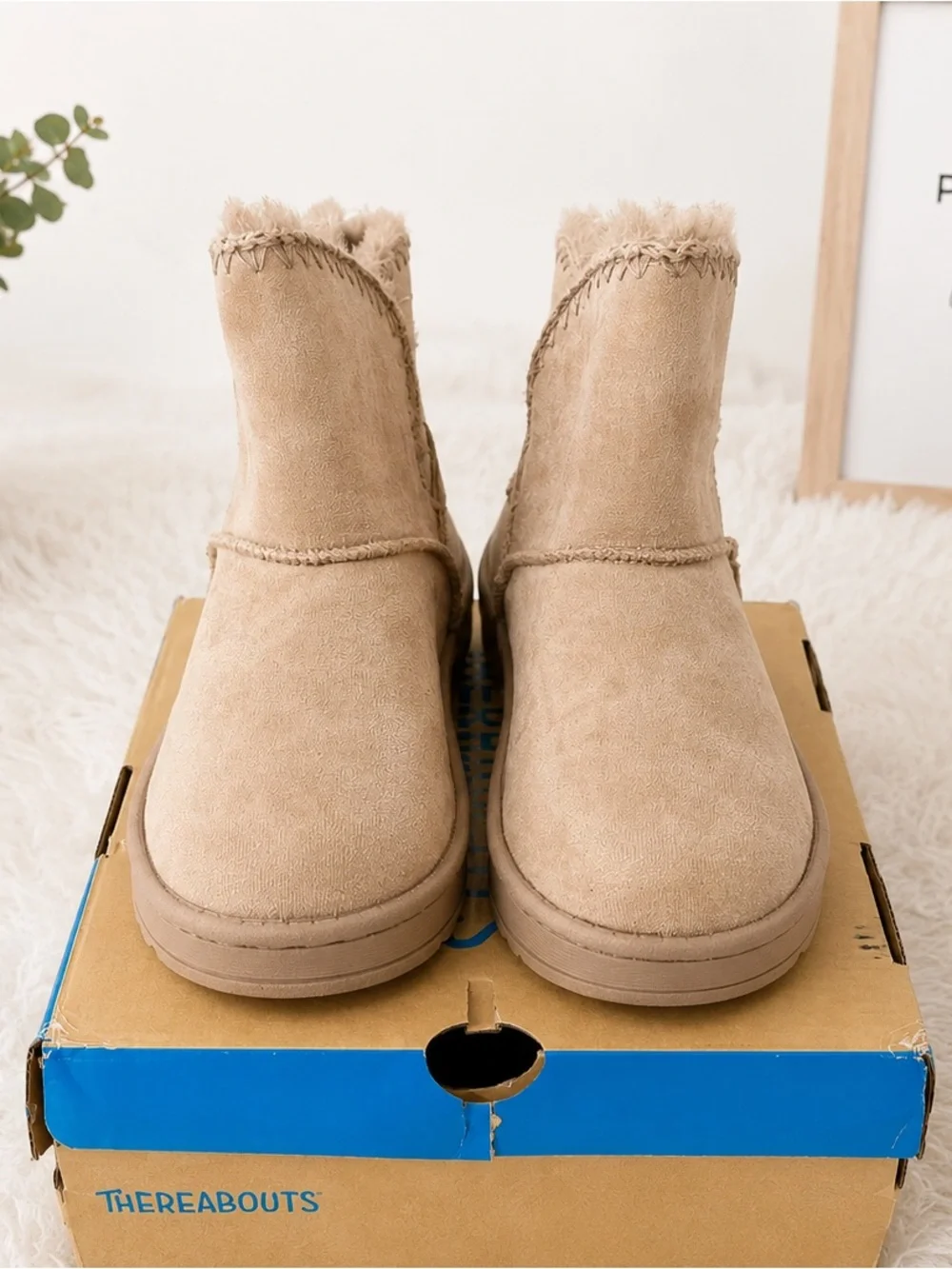 Kids Beige Suede Shearling-Trim Ankle Boots thereabouts size 2m